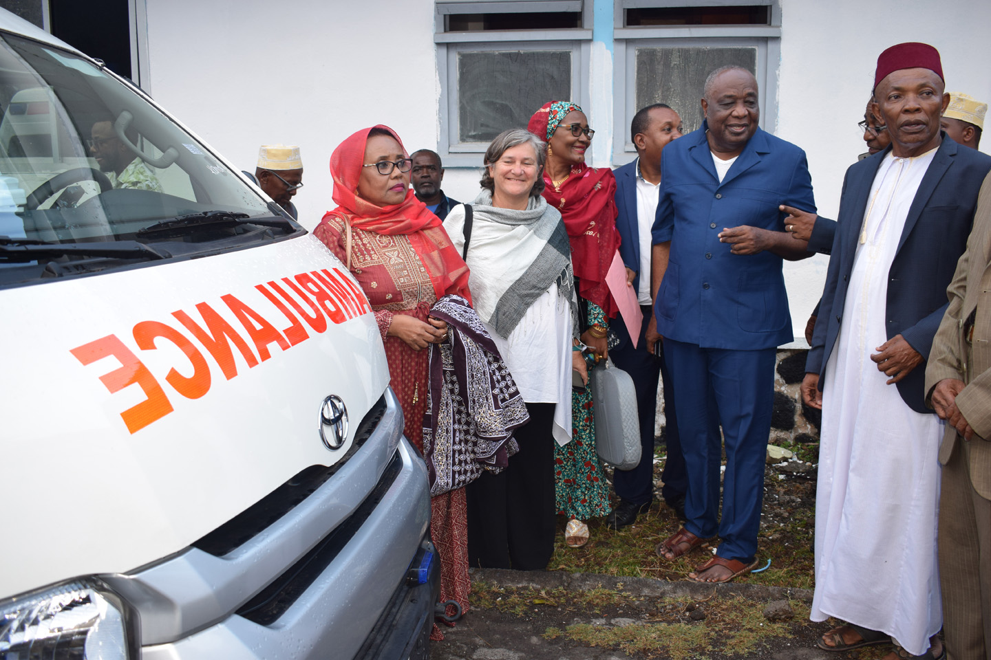 image Santé Publique / Remise de matériel médical à l’hôpital de Foumbouni